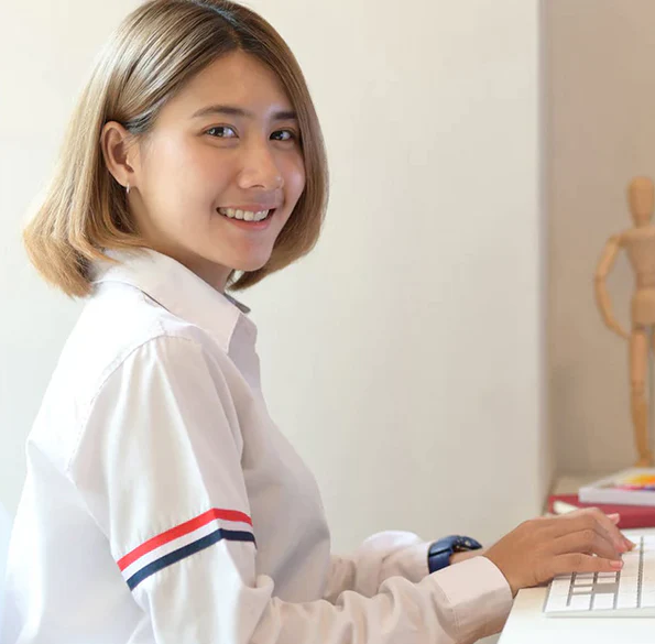 Now you can shop for furniture and furnishings without having to leave the comfort of your own home