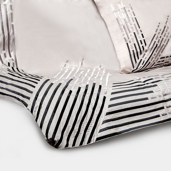 Francis Libiran Couture Linear Bedspread