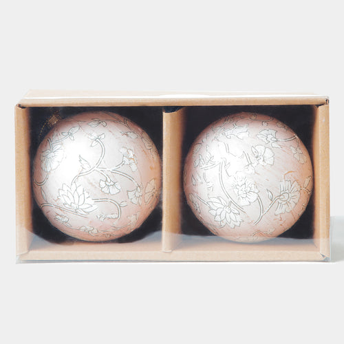 Pink and White Dainty Balls Collection