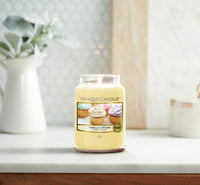 Yankee Vanilla Cupcake Candle Jar